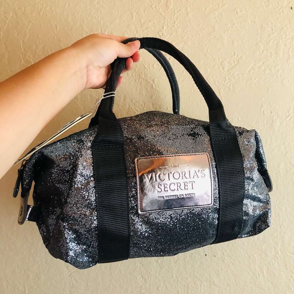 Sold Free shipping! Unique Victoria’s Secret satchel bag